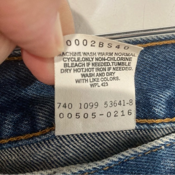 Vintage Levi’s 505 Jeans regular fit straight leg size 36 x 30 - Picture 5 of 10